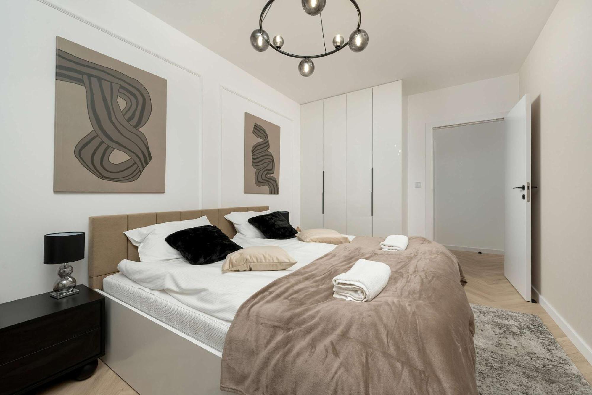 Apartmán Near Centre Of With Ac And Parking By Renters Prestige Vratislav