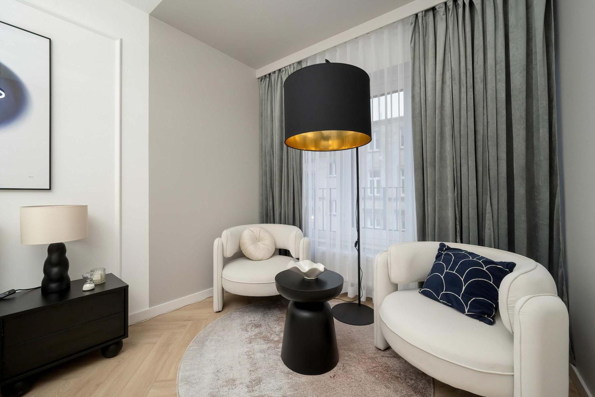 Apartment Near Centre Of With Ac And Parking By Renters Prestige Wroclaw