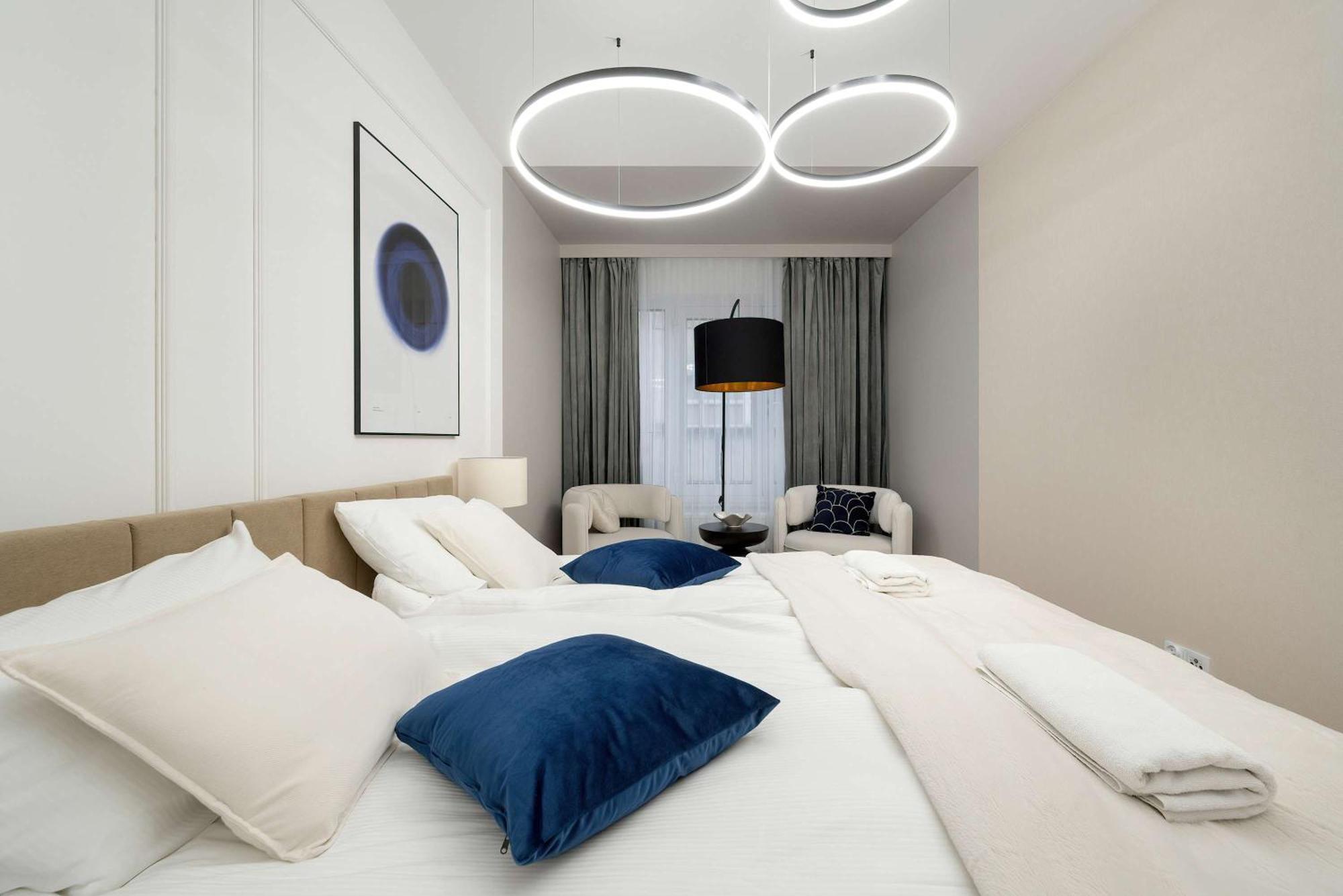 Near Centre Of With Ac And Parking By Renters Prestige * Wroclaw